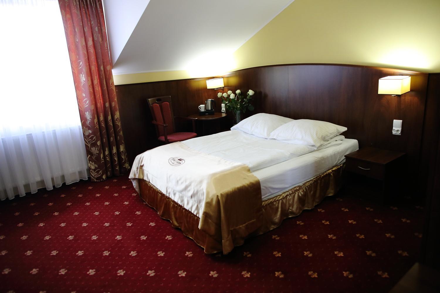 Hotel Kalchem Brzozie Экстерьер фото