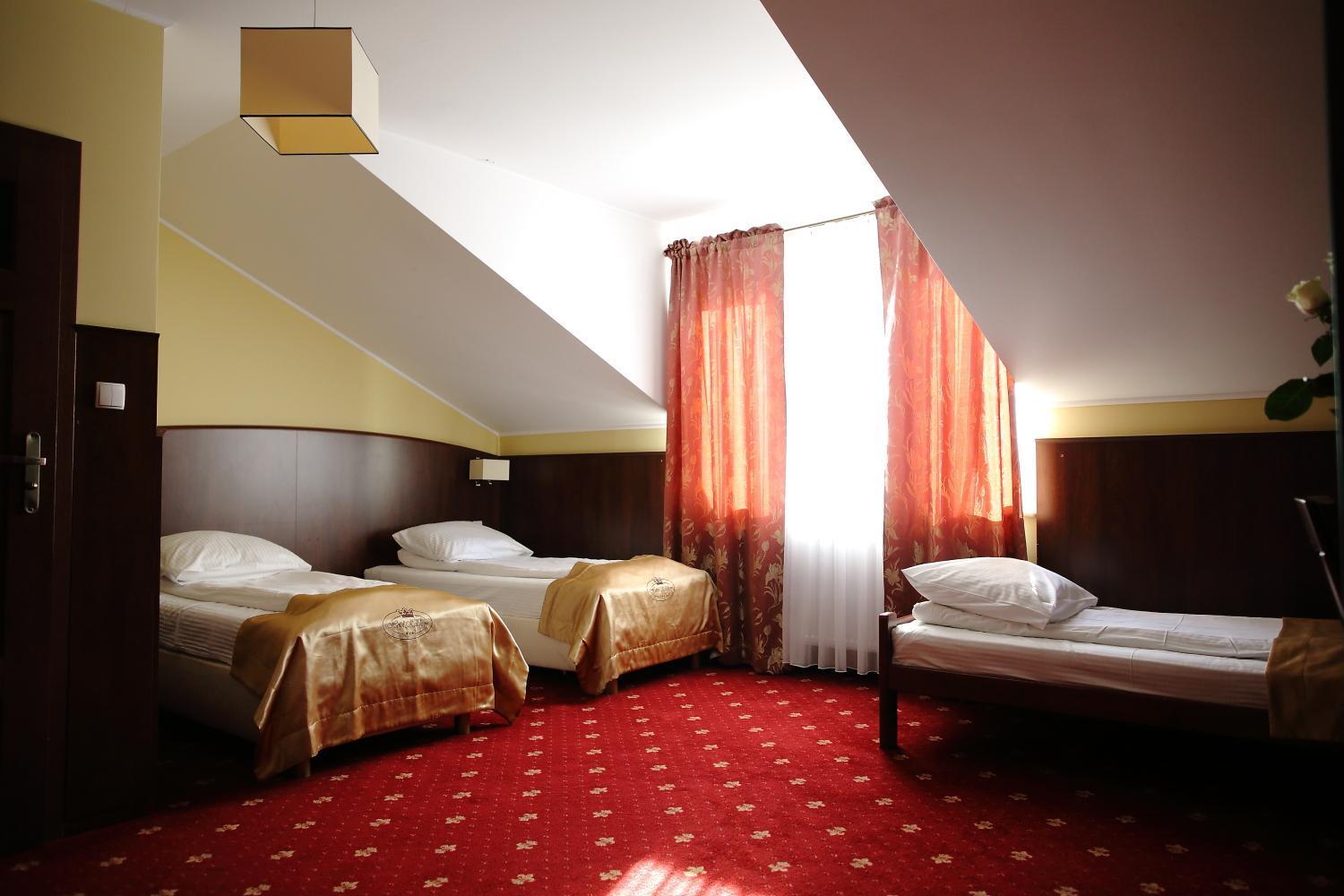 Hotel Kalchem Brzozie Экстерьер фото