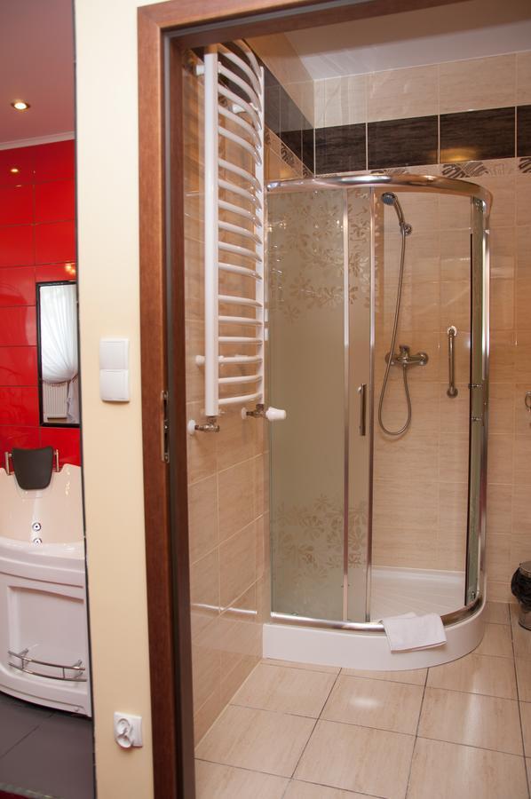 Hotel Kalchem Brzozie Экстерьер фото